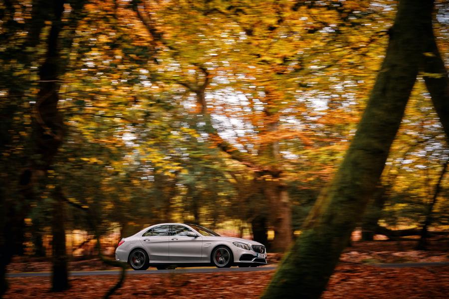  Mercedes-AMG C63 S (W205) 2018 года  (UK) (фото 11 из 40)